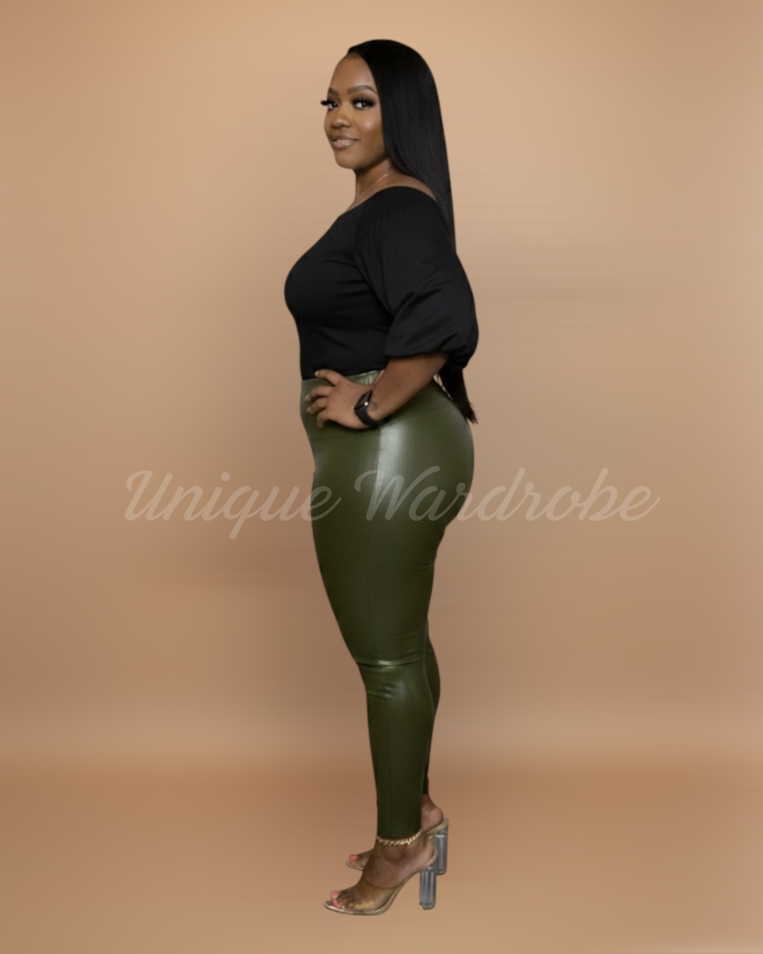 FAUX LEATHER LEGGINGS (OLIVE)