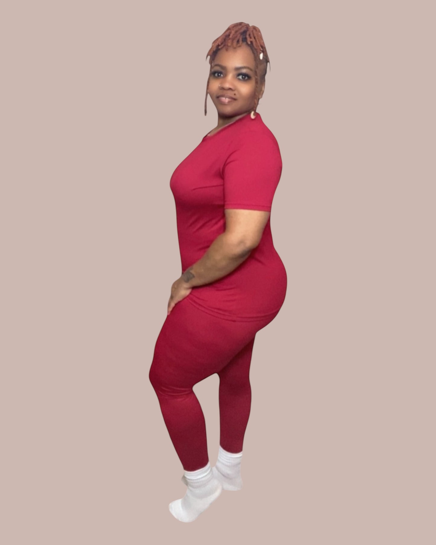 ESSENTIAL BASIC SET (RED)