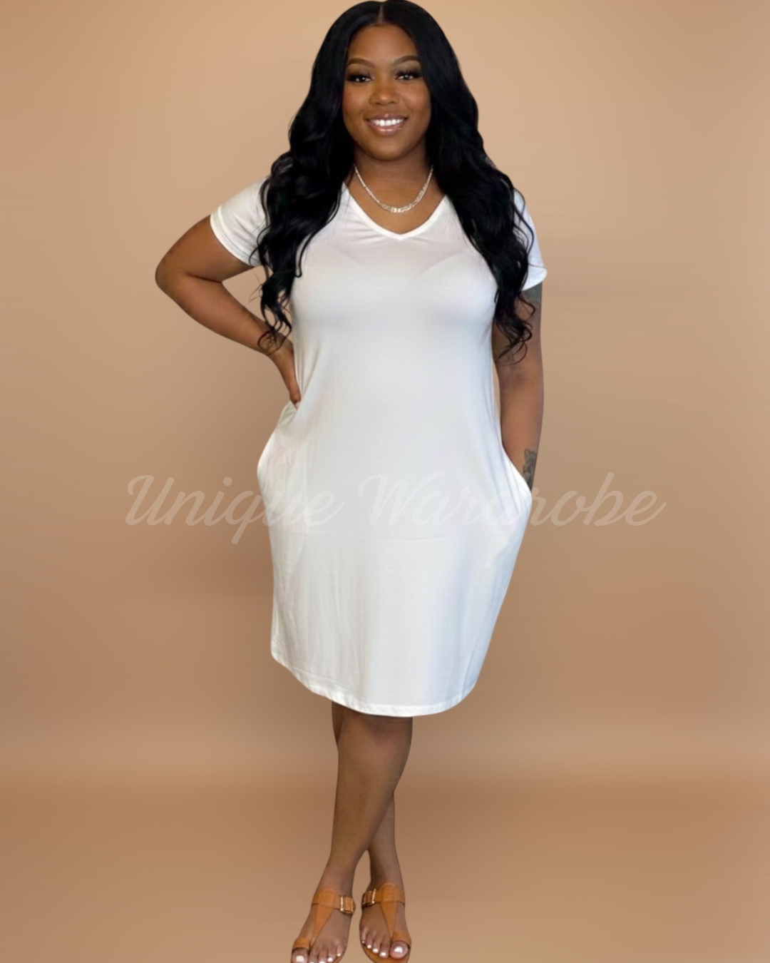 SIMPLE T-SHIRT DRESS (WHITE)