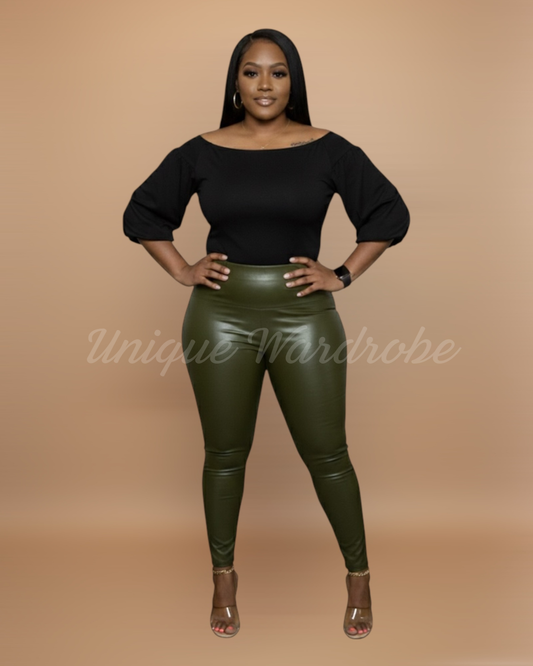 FAUX LEATHER LEGGINGS (OLIVE)