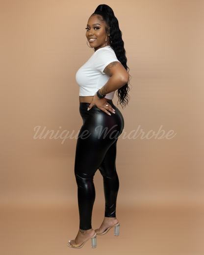 FAUX LEATHER LEGGINGS (BLACK)