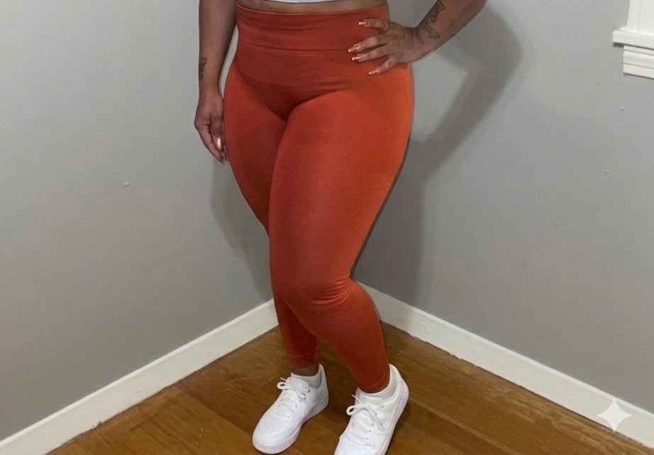 FLEECE HIGH WAISTED LEGGINGS (RUST)