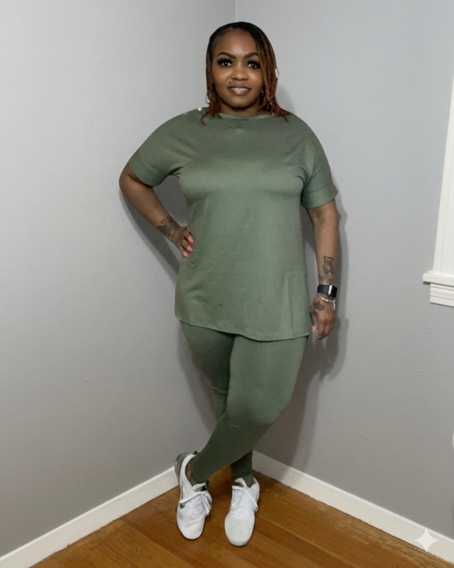 COMFY BRUNCH SET (LT. OLIVE)