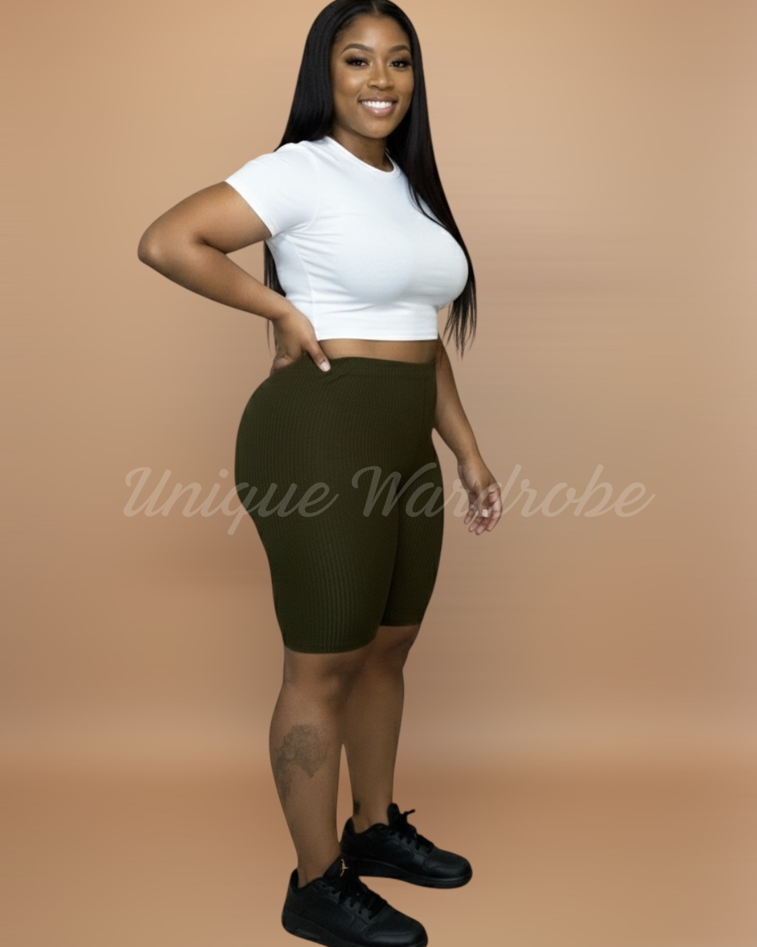 RIBBED BIKER SHORTS (OLIVE)