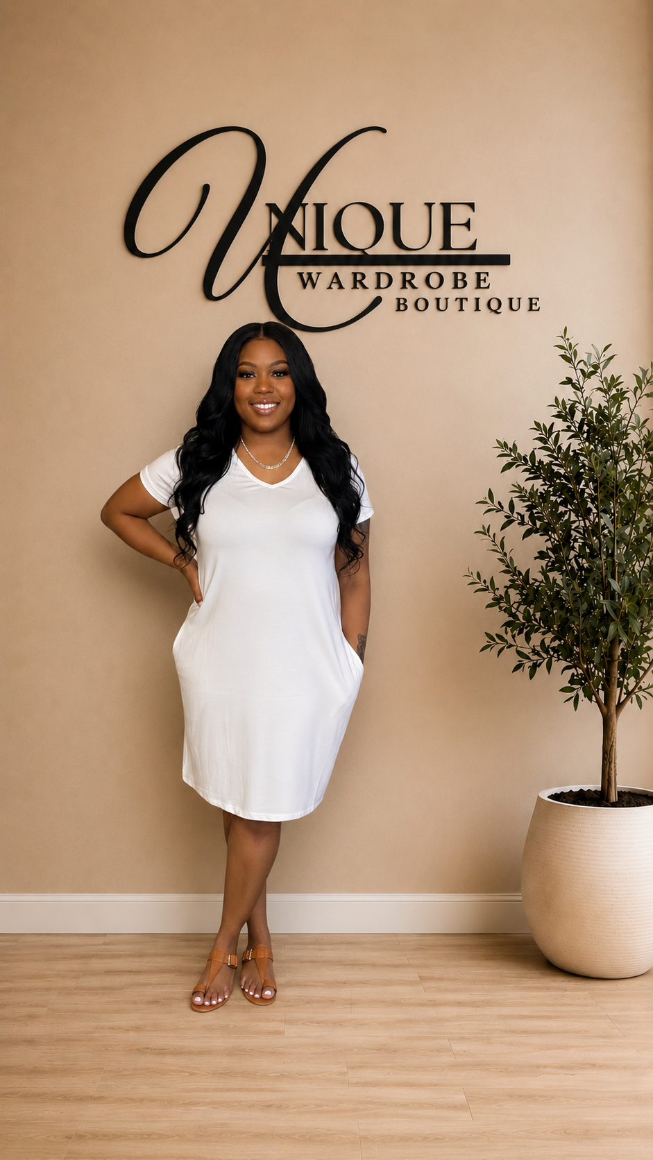SIMPLE T-SHIRT DRESS (WHITE)