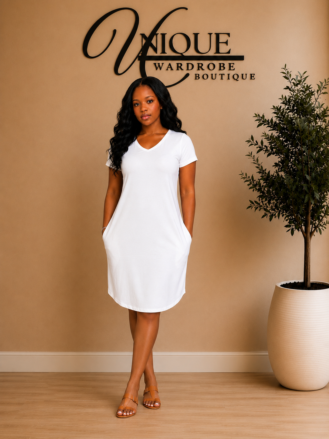 SIMPLE T-SHIRT DRESS (WHITE)
